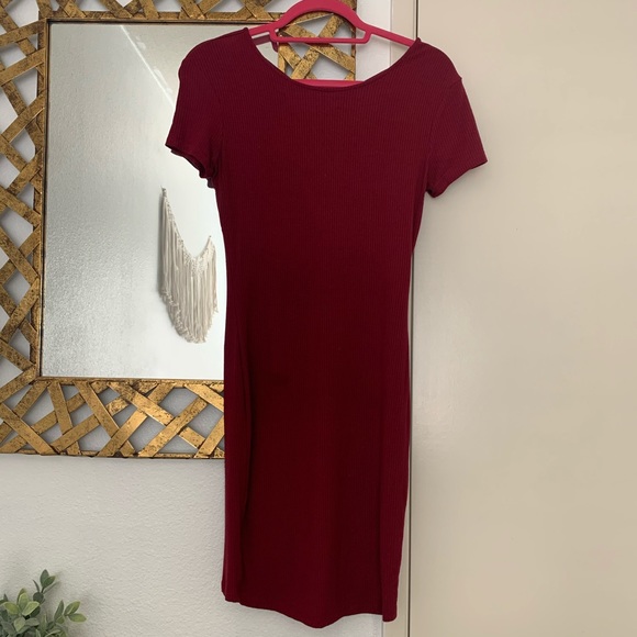 Maroon bodycon dress - Picture 4 of 4